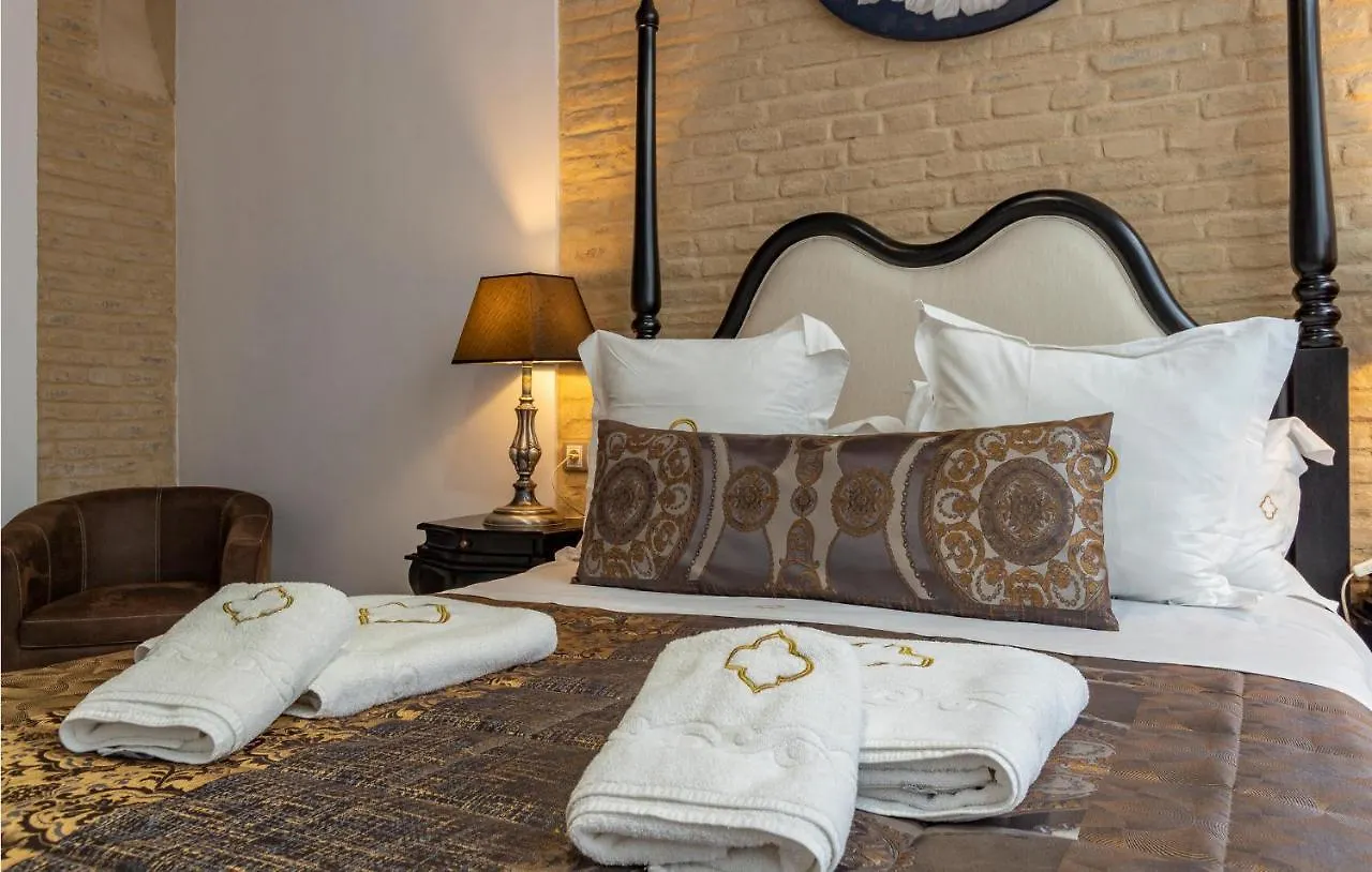 Beautiful Apartment In Sevilla With Wifi 0*,