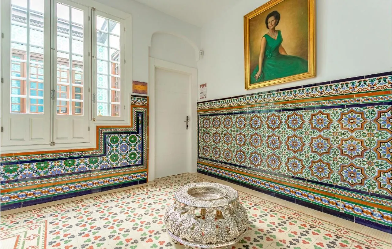 Beautiful Apartment In Sevilla With Wifi